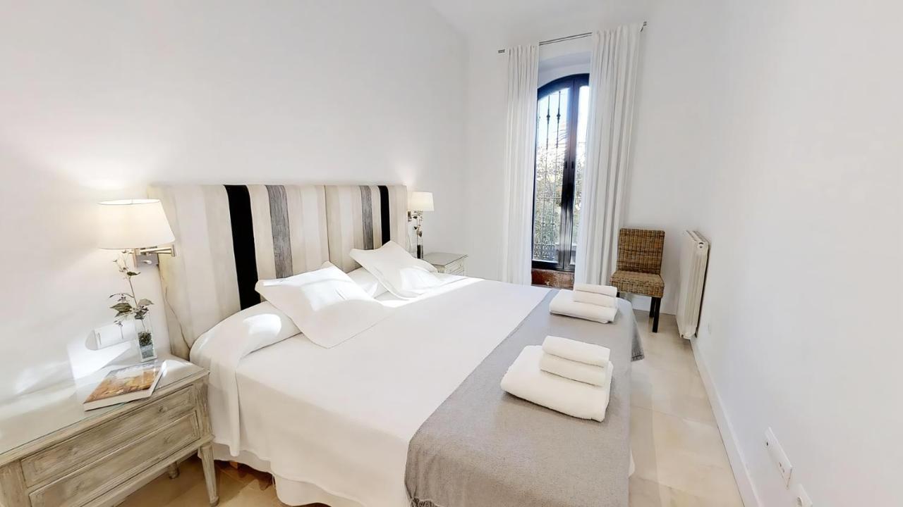 Sevilla Luxury Rentals - Alcazar Extérieur photo